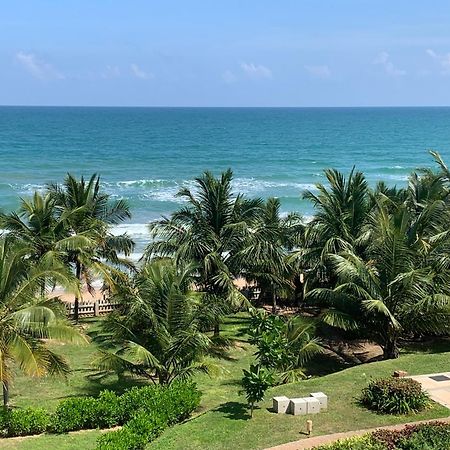 Araliya Oceanfront Condos Nilaveli, Trincomalee Bagian luar foto