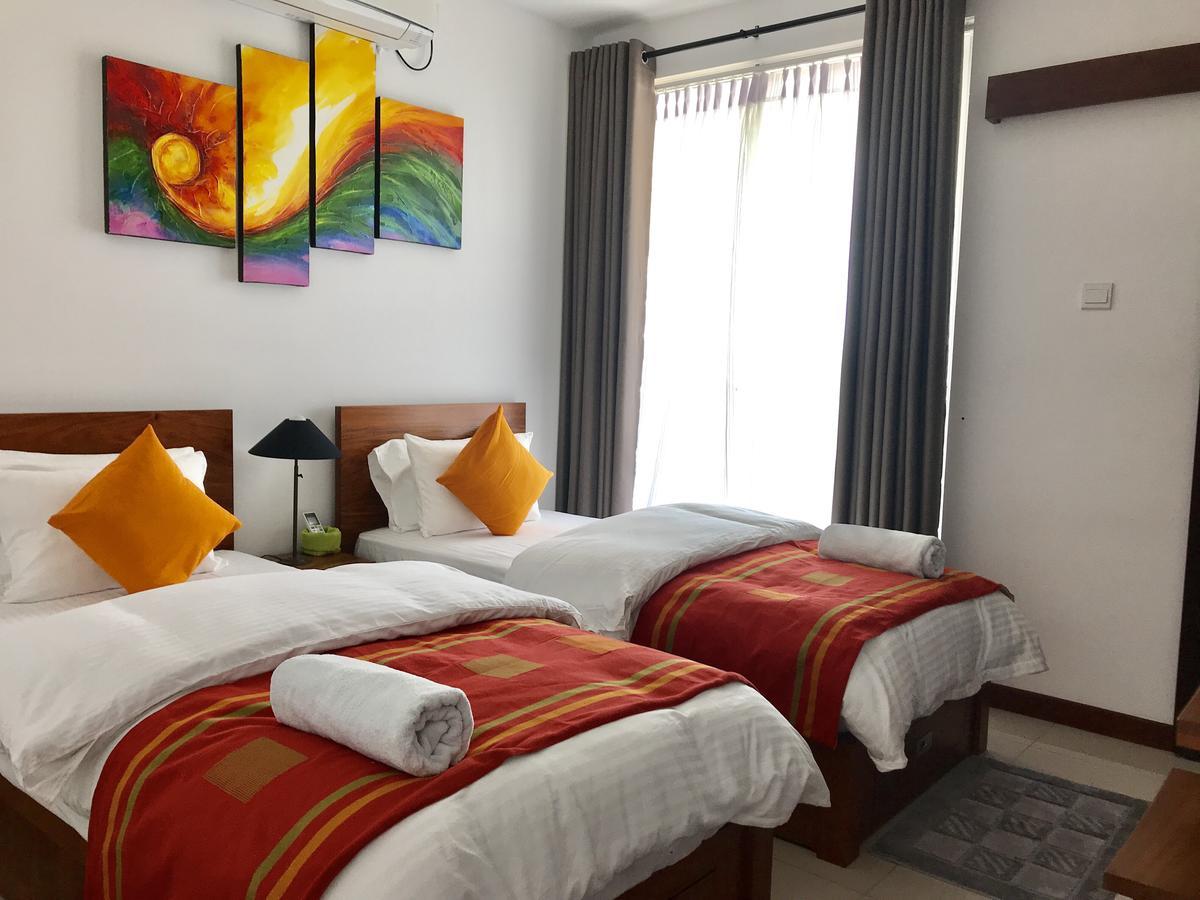 Araliya Oceanfront Condos Nilaveli, Trincomalee Bagian luar foto