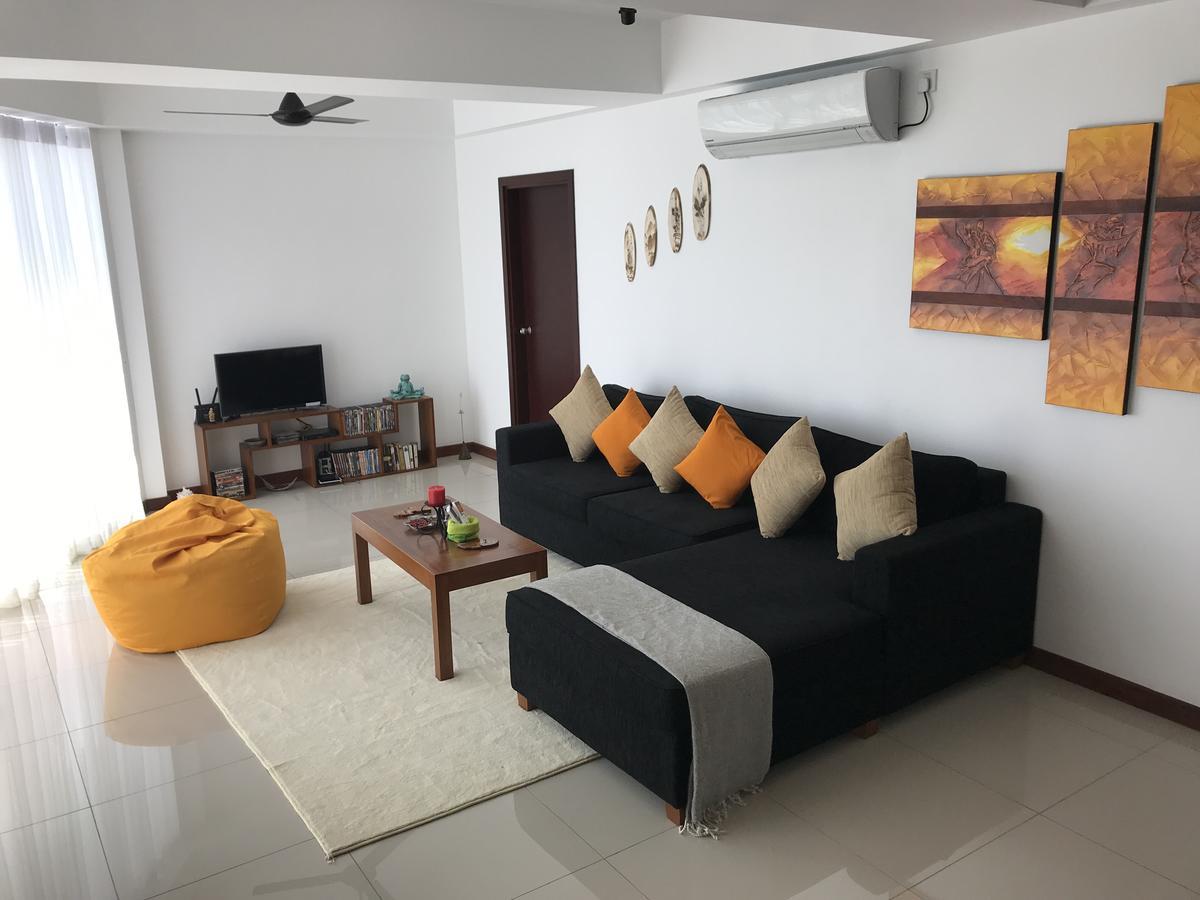 Araliya Oceanfront Condos Nilaveli, Trincomalee Bagian luar foto
