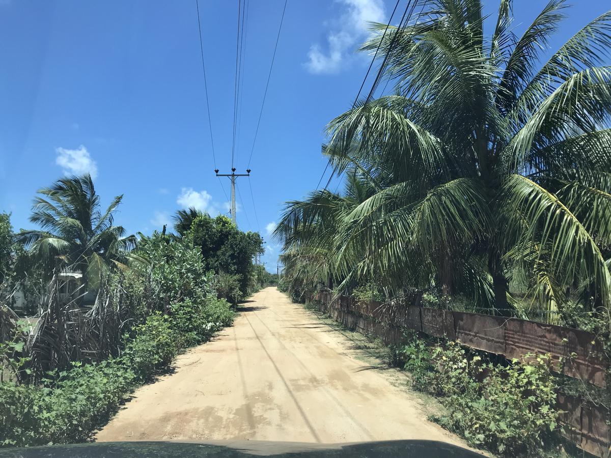 Araliya Oceanfront Condos Nilaveli, Trincomalee Bagian luar foto